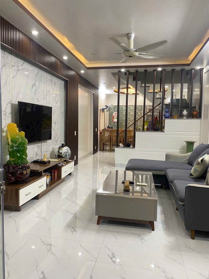 BÁN NHÀ PHỐ CHỢ HÀNG, LÊ CHÂN, HẢI PHÒNG 